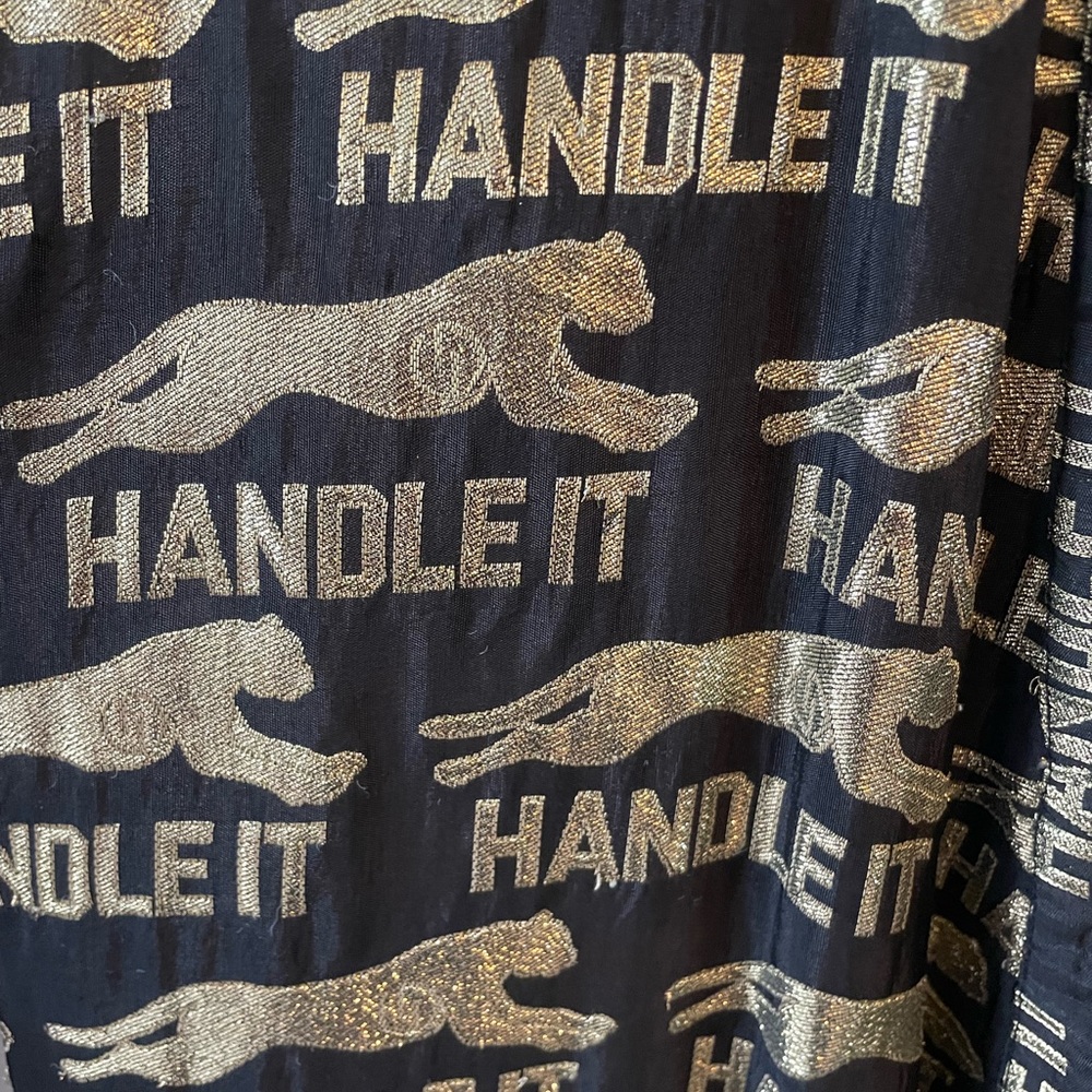 Dylanlex Robe - Picture 3 of 4